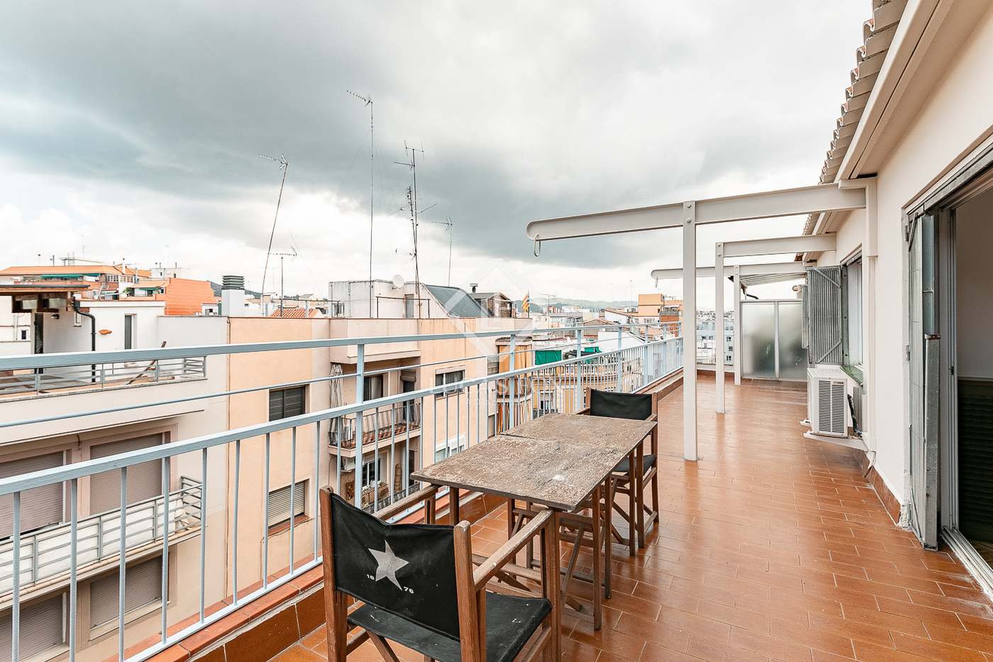 Apartment in Barcelona - Image 4