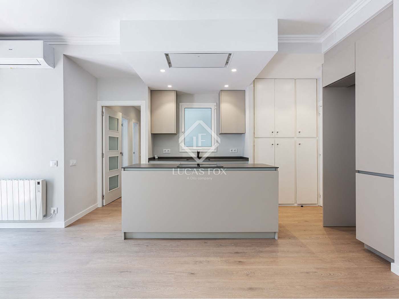 Apartment in Barcelona - view 1