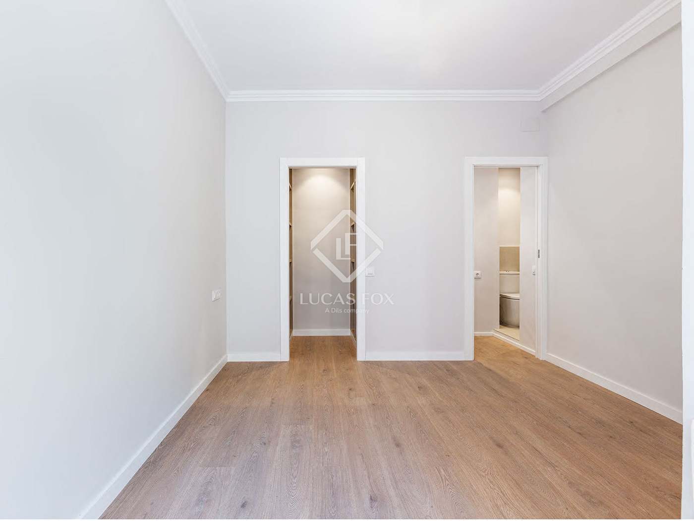 Apartment in Barcelona - Image 5