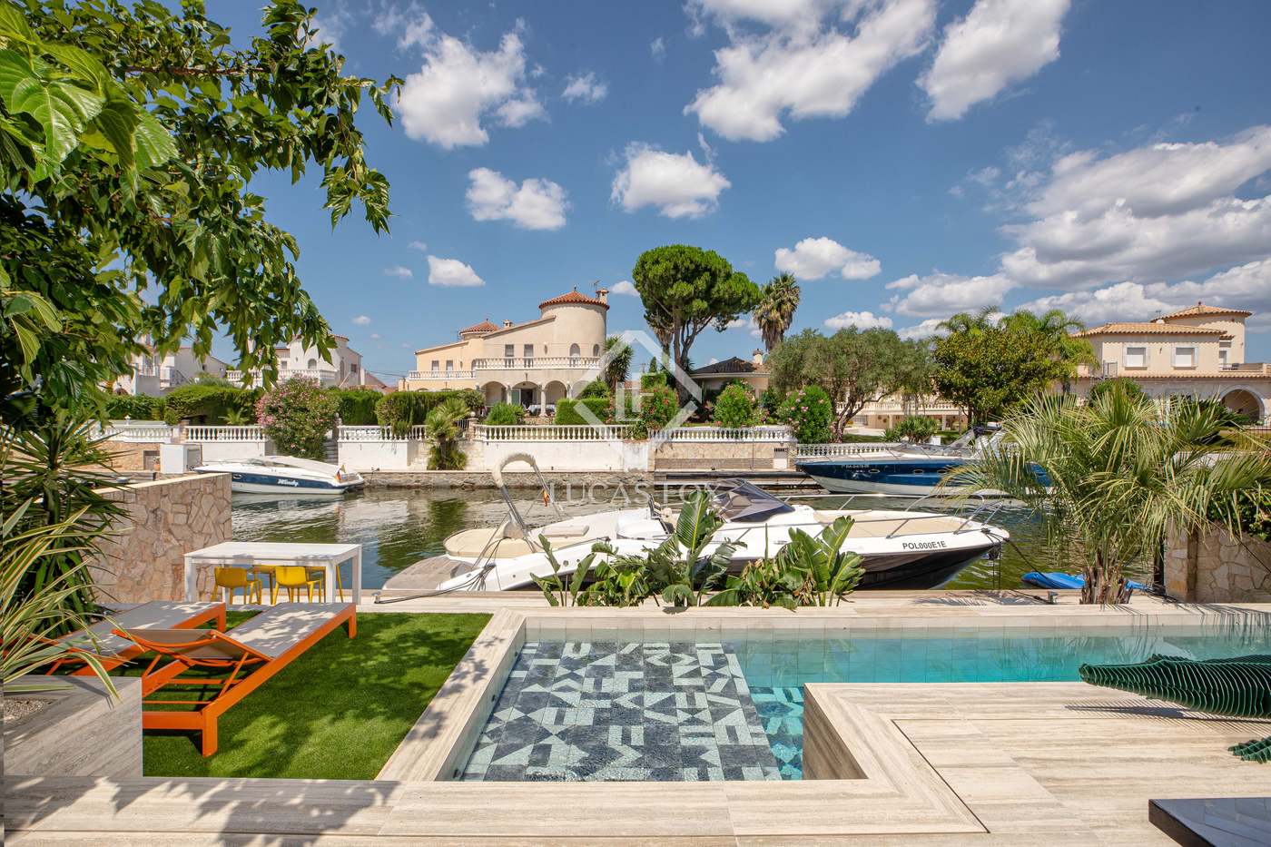 House in Empuriabrava - Image 2