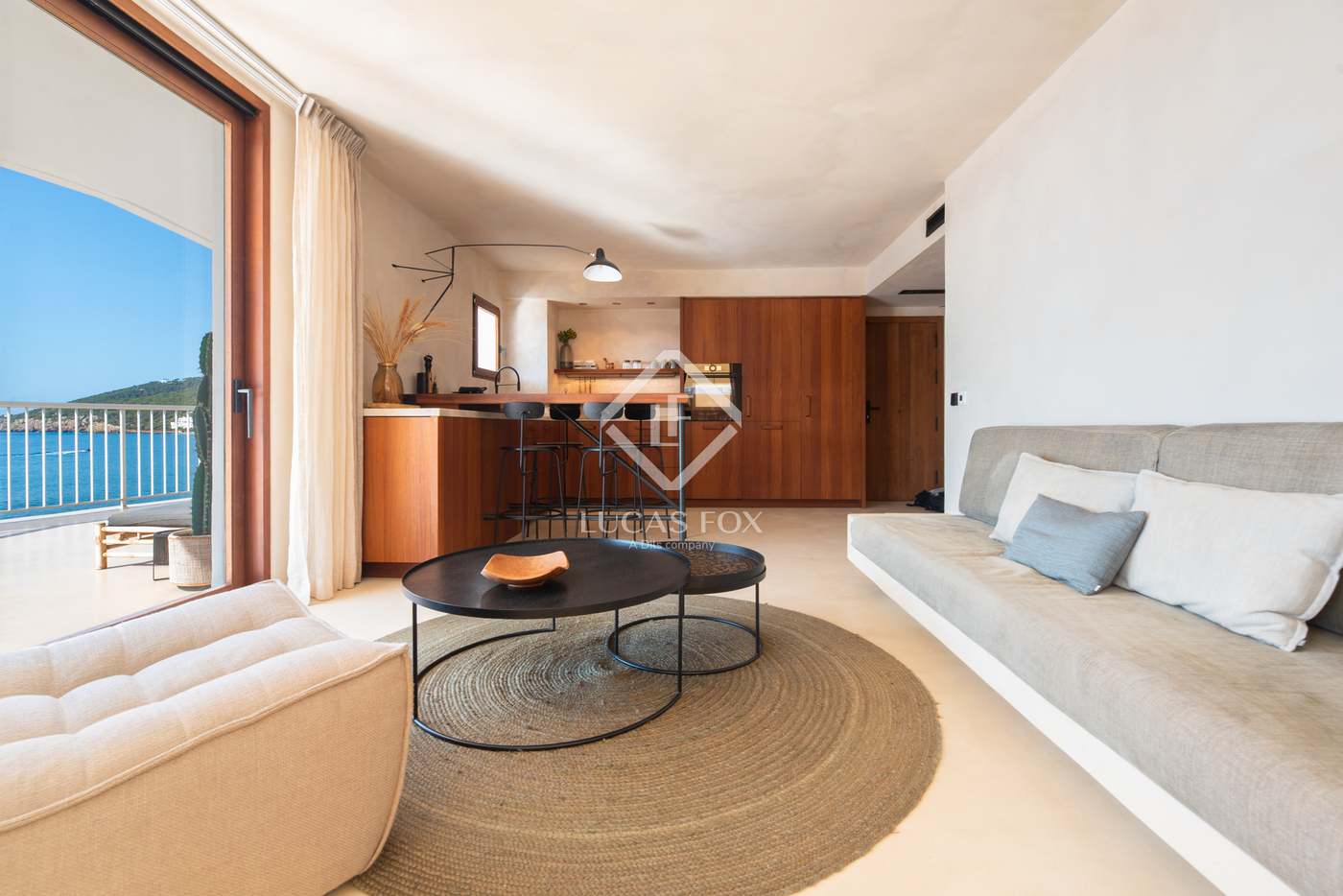 Apartment in Santa Eularia des Riu - Image 3