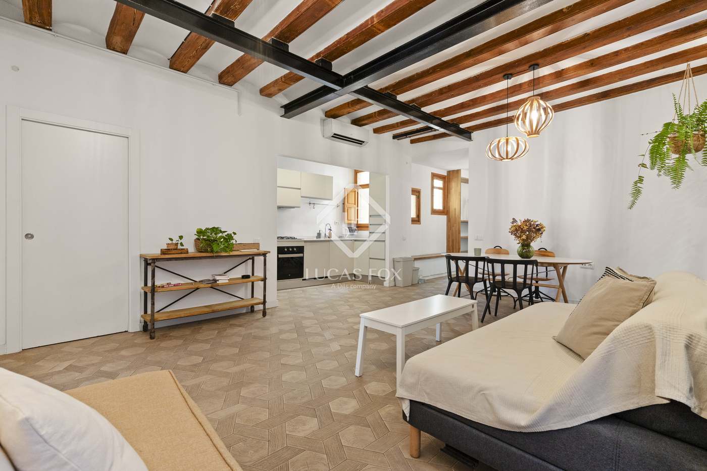 Apartment in Barcelona - Image 4