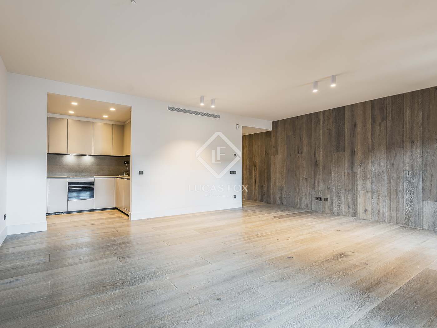 Apartment in Barcelona - Image 4