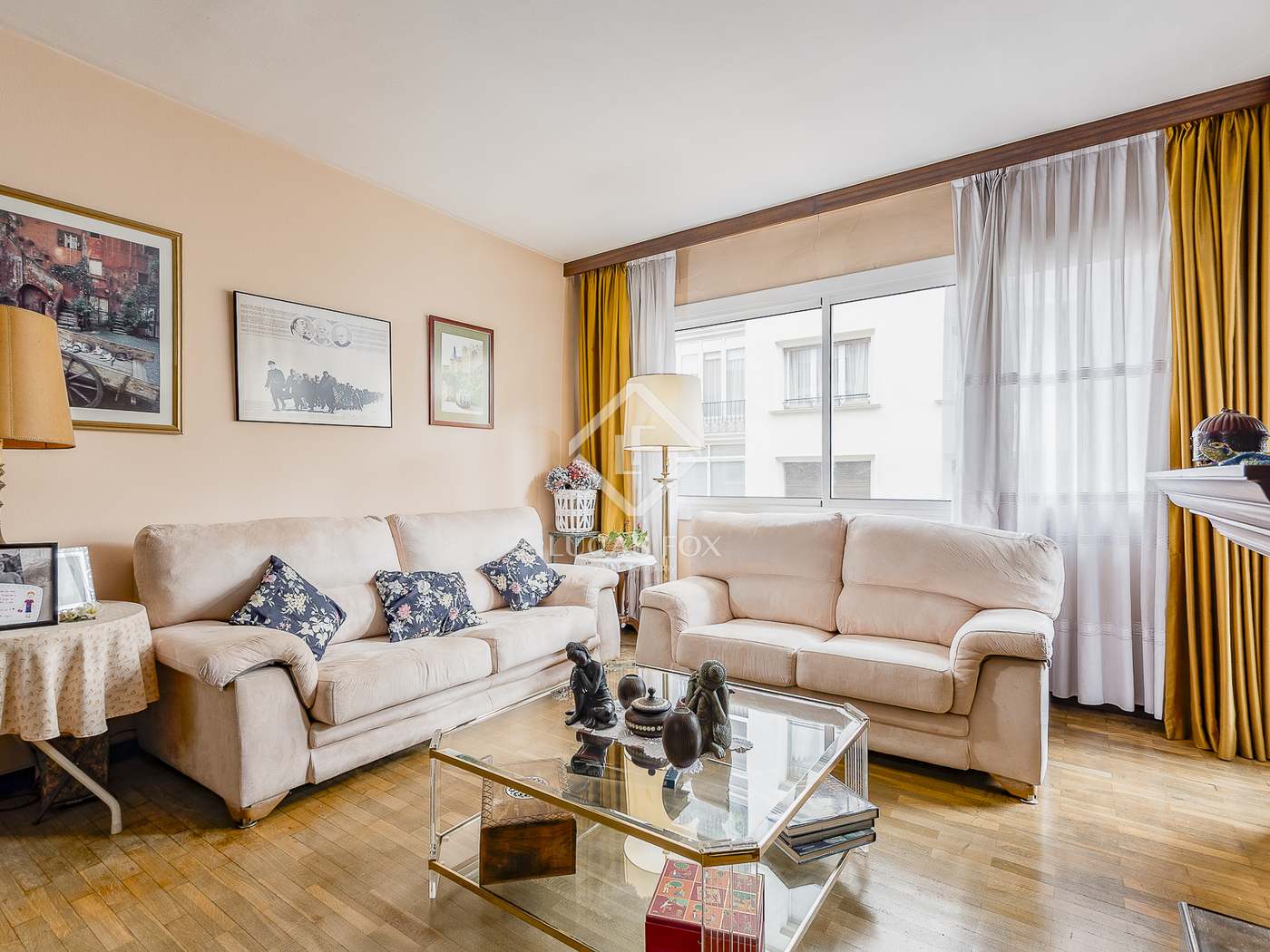 Apartment in Barcelona - Image 3