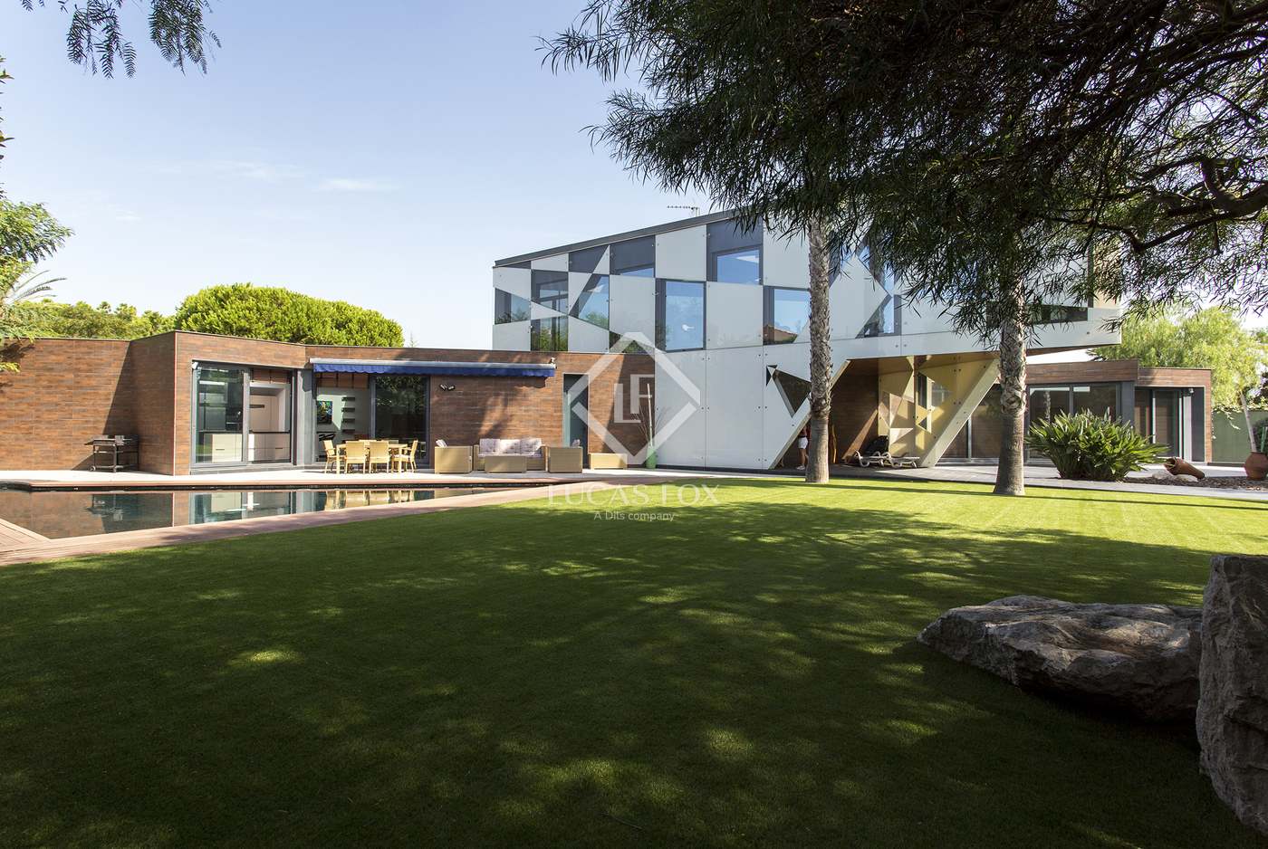 House in Sitges - view 1