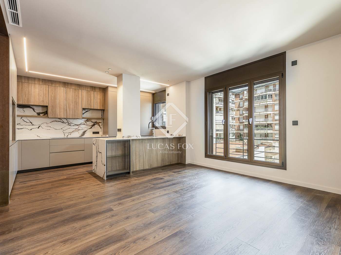 Apartment in Barcelona - Image 3