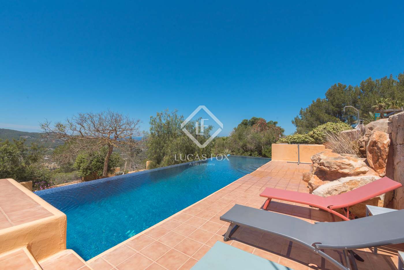 House in Santa Eularia des Riu - Image 5